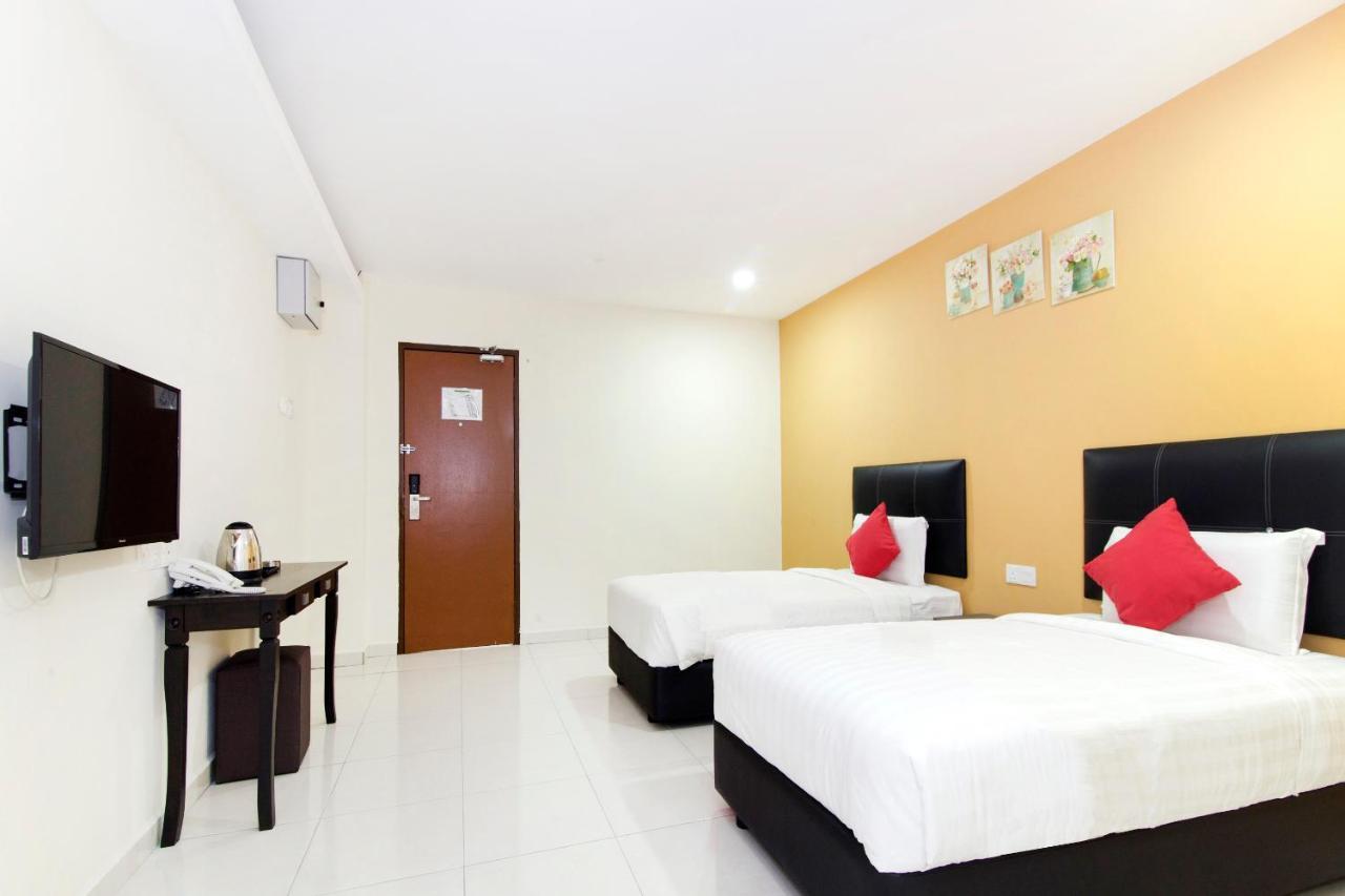 Central Hotel 伯豪 外观 照片